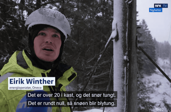 Bilde av Eirik Winther i OneCo som forklarer arbeidet de gjennomfører for å få tilbake strømmen ,og hvordan forholdene er i snøkaoset