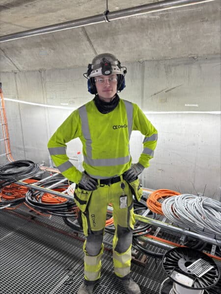 Bilde av en av OneCos voksenlærlinger